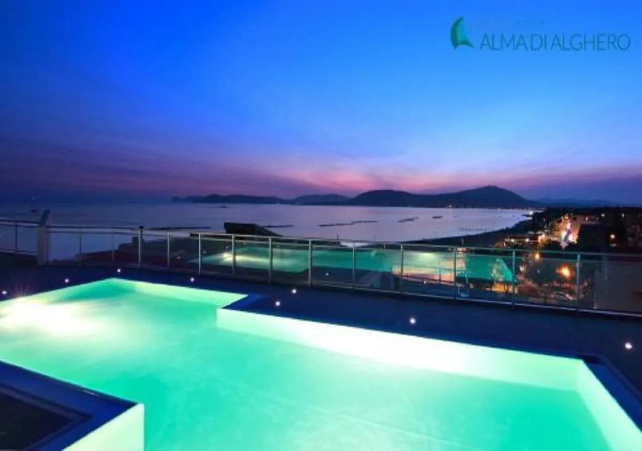 Alma Di Alghero Hotel 4*,